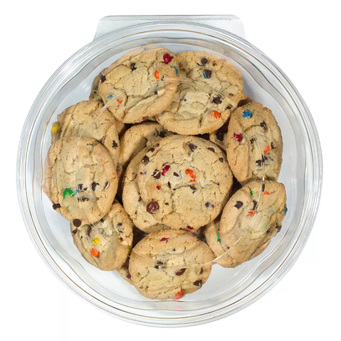 Wellsley Farms Candy Chocolate Chip Cookies. 32 ct.
